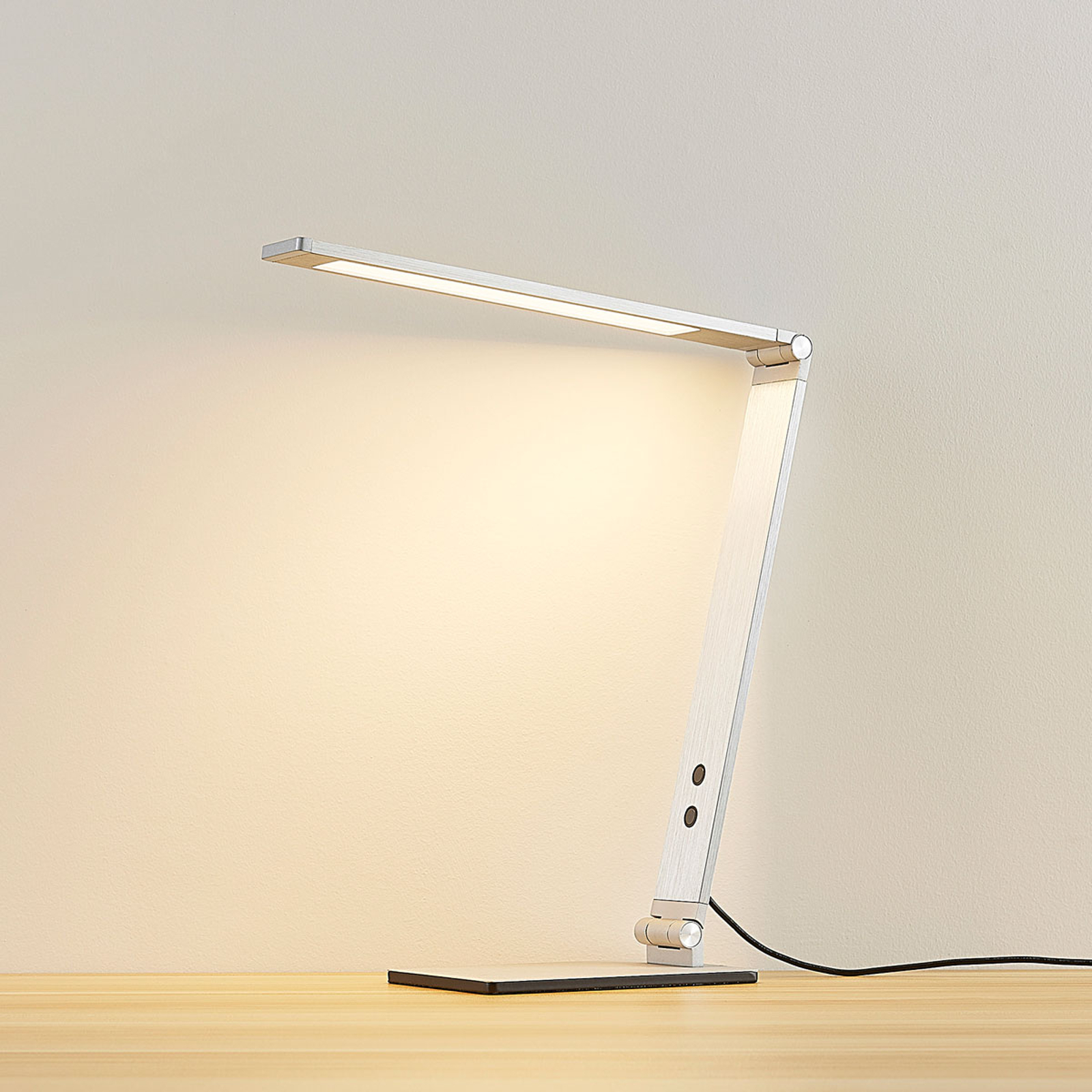 Lucande Alumiininen LED-työpöytälamppu Nicano, Himmennin - Image 5