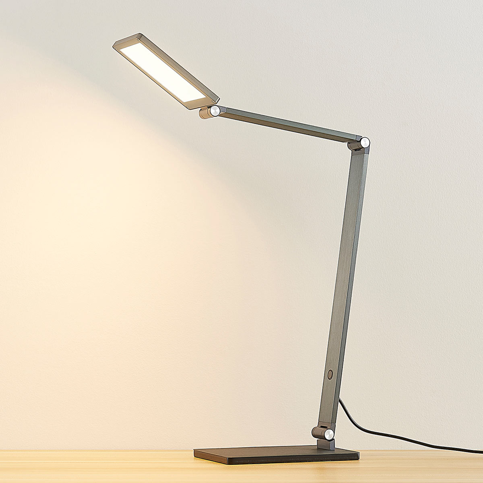 Lucande Himmennettävä LED-työpöytävalaisin Mion - Image 5