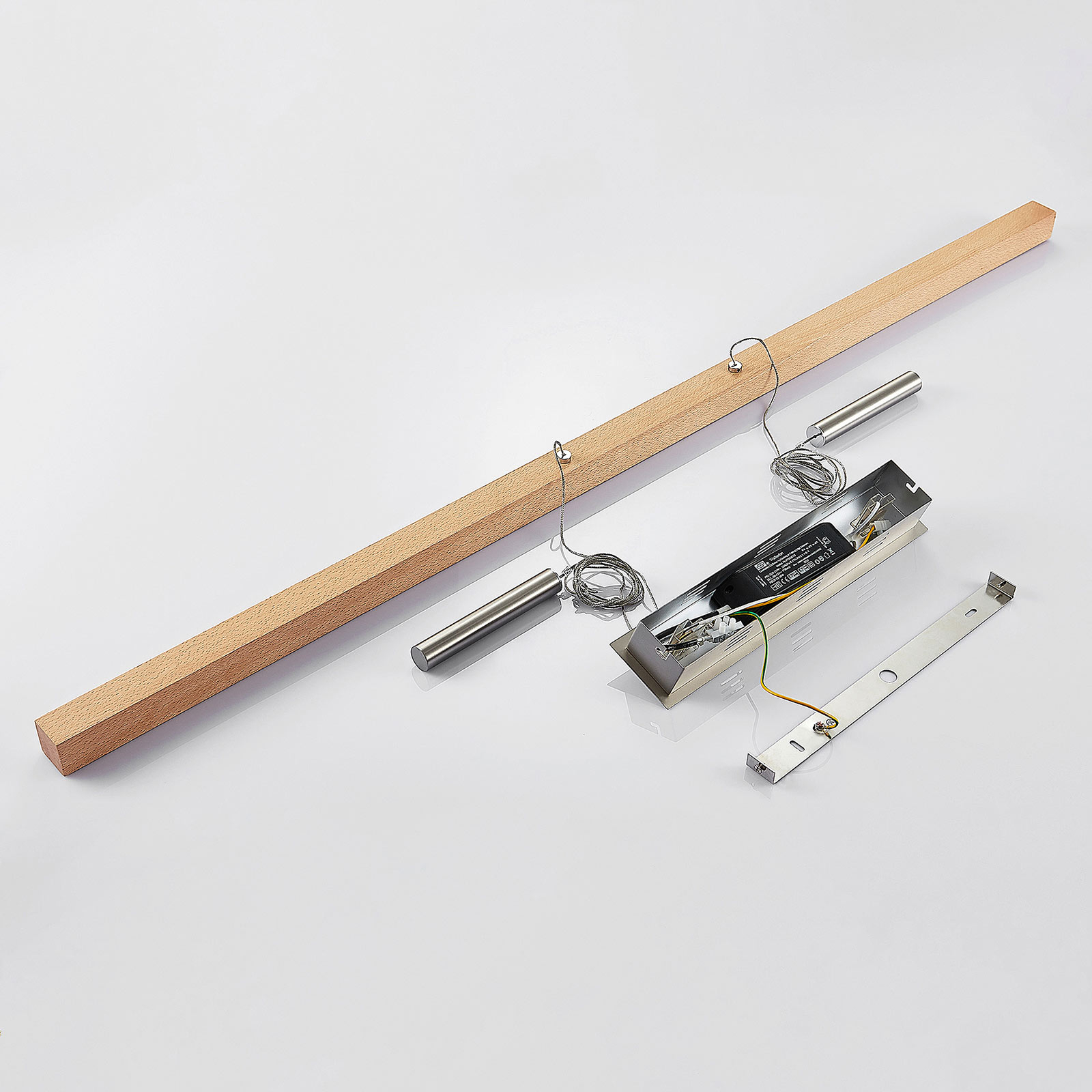 Lucande LED-tankoriippuvalaisin Tamlin, Pyökki - Image 8