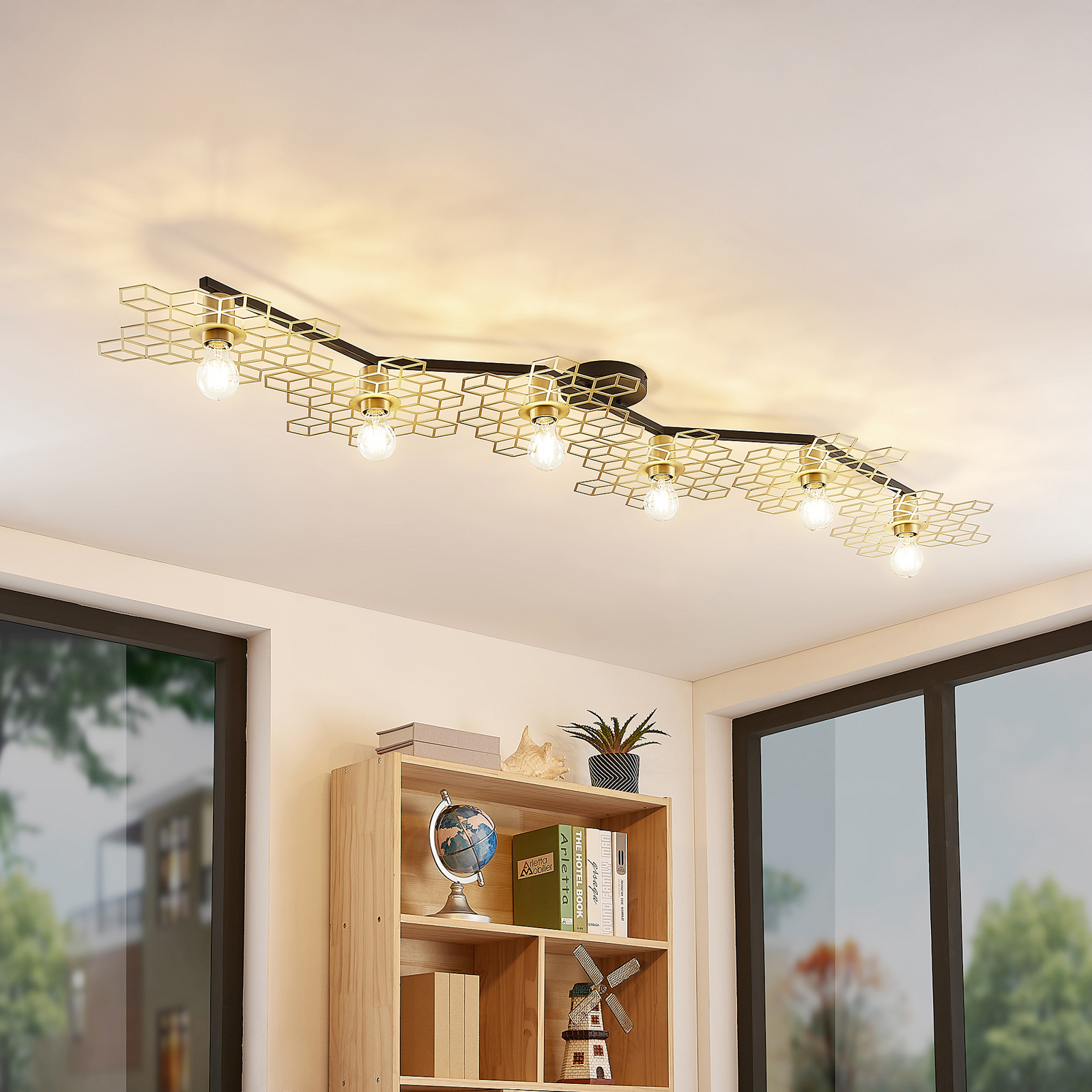 Lucande Alexaru -kattovalaisin, 6-lamppuinen Pitkä