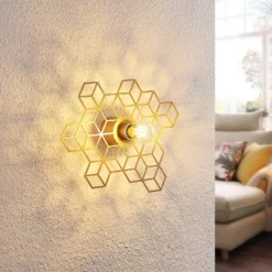 Lucande Alexaru -seinävalaisin, Kulta