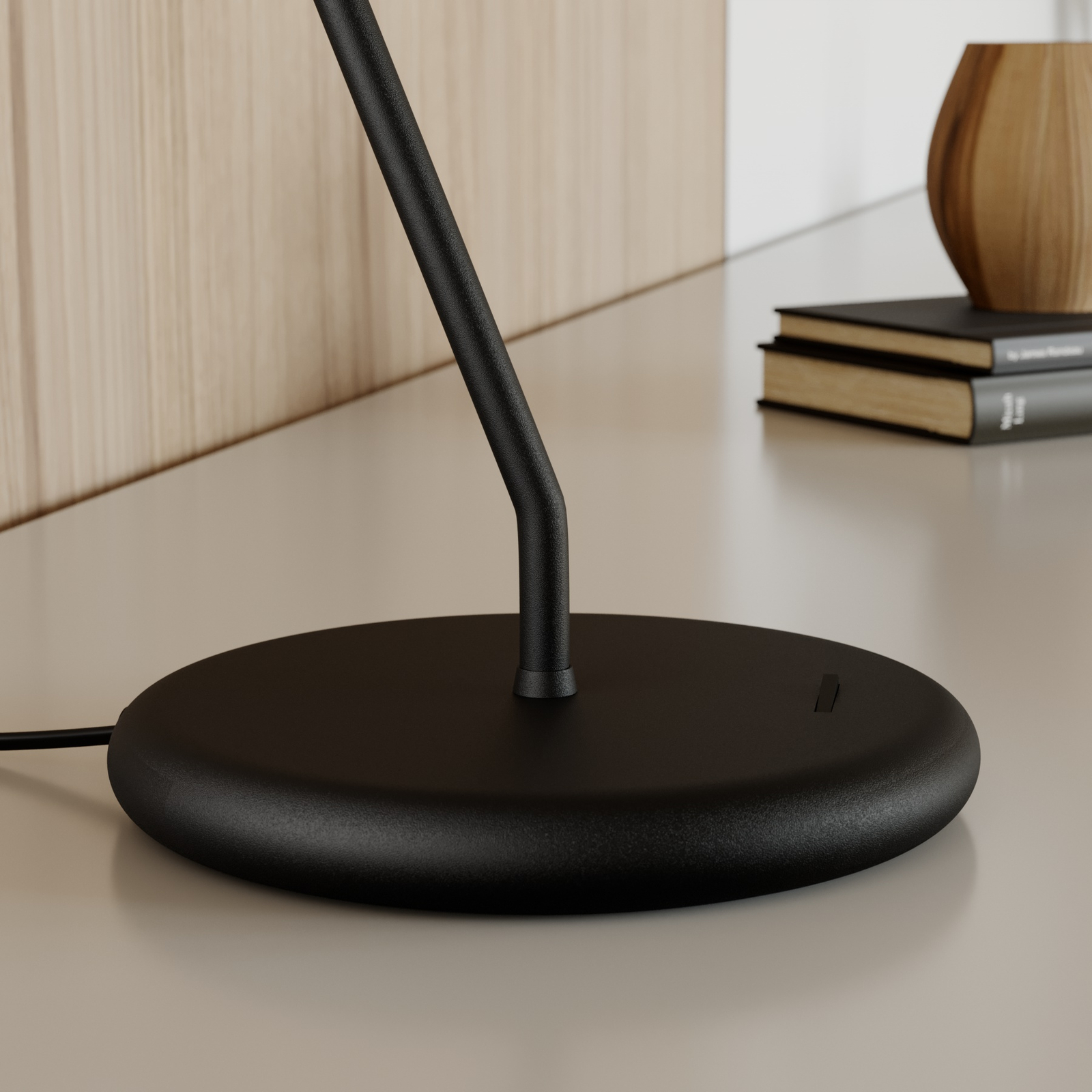 Lucande Angelina -pöytälamppu, Musta-kulta - Image 3