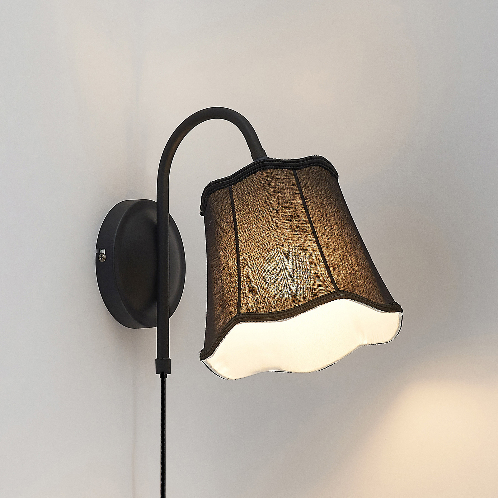 Lucande Binta -seinälamppu, Vintage, Musta - Image 4