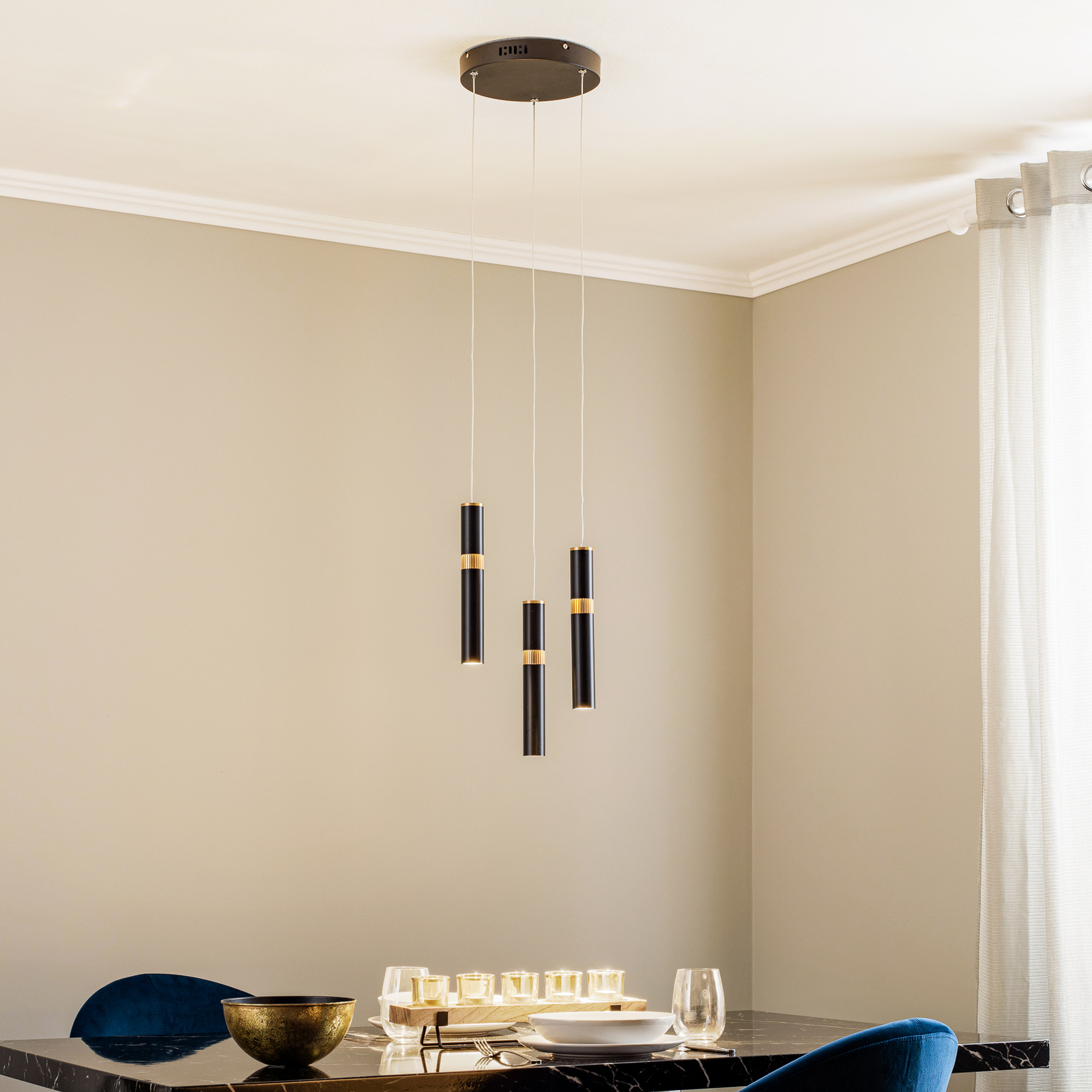 Lucande Bjarko -LED-riippuvalaisin 3-lamppuinen