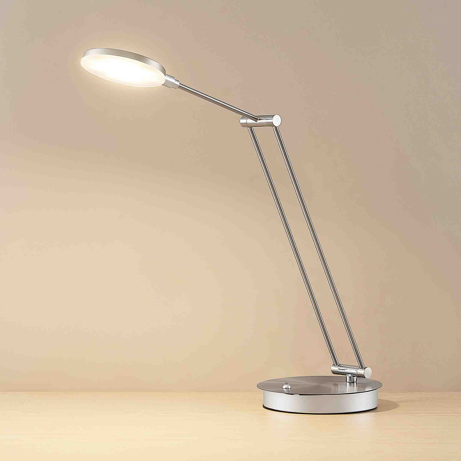 Lucande Ensley -LED-pöytälamppu, Nikkeli