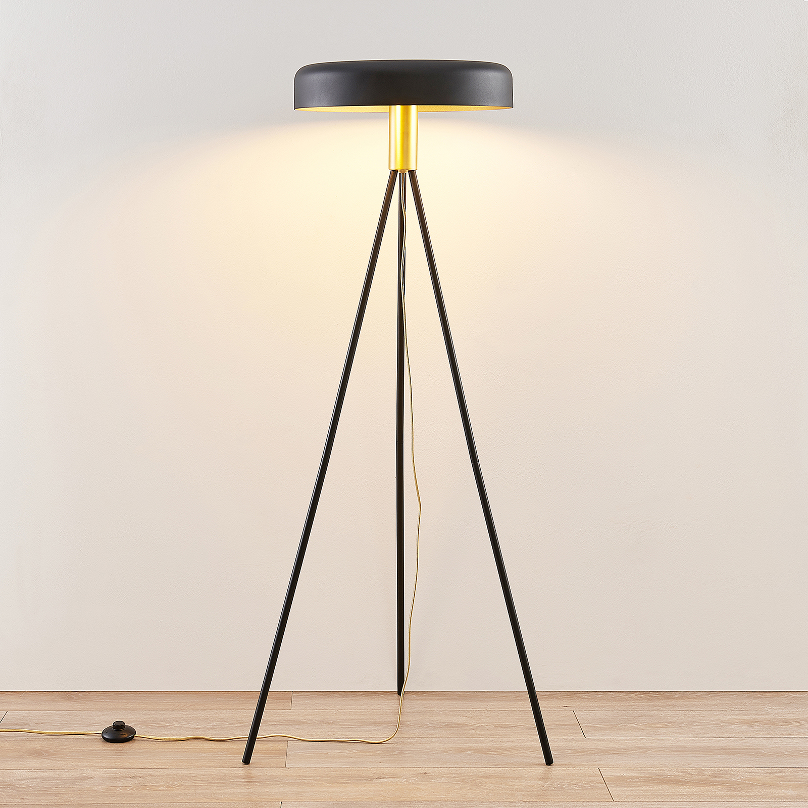 Lucande Filoreta -lattiavalaisin, Musta - Image 7