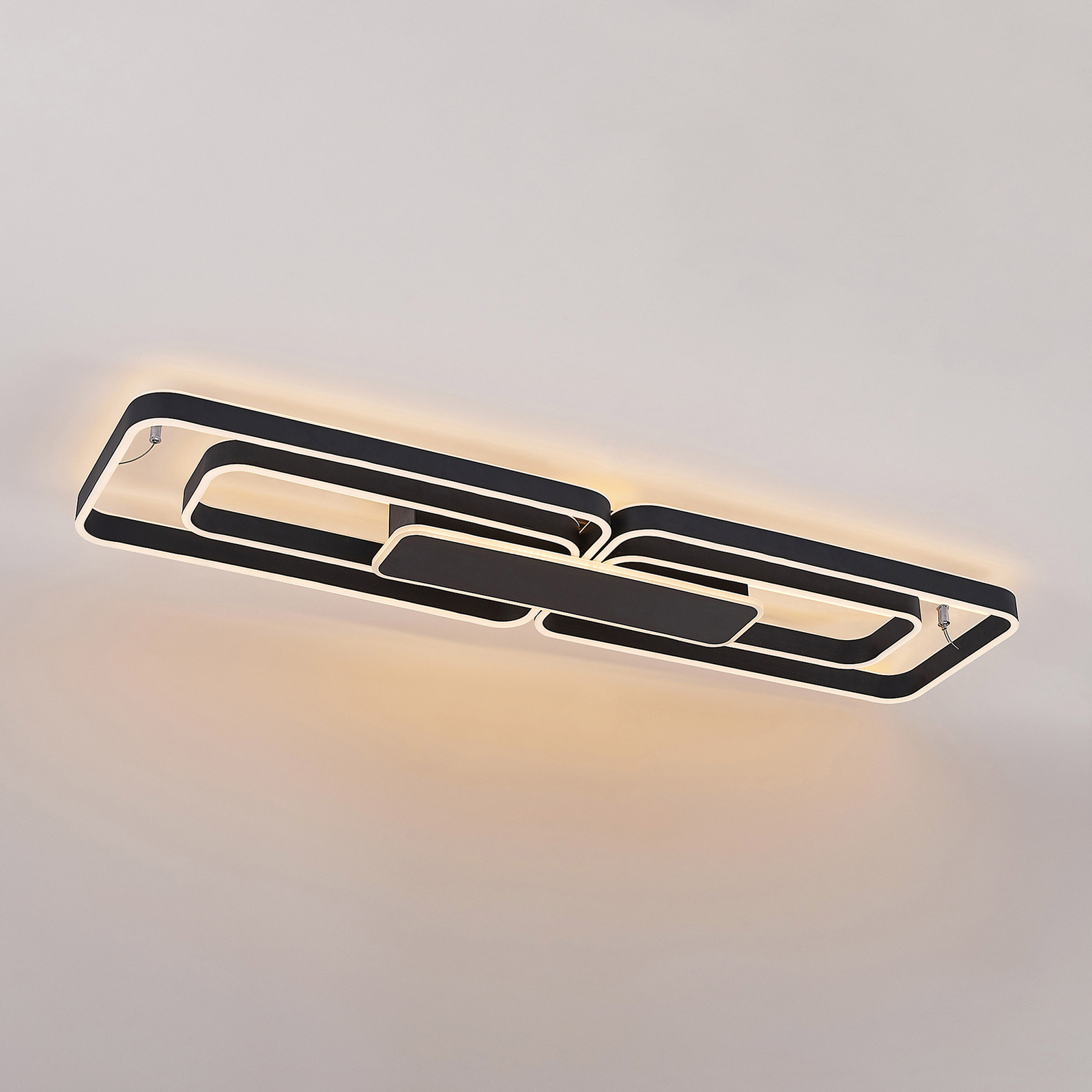 Lucande Kadira -LED-kattovalaisin 120 Cm, Musta - Image 5