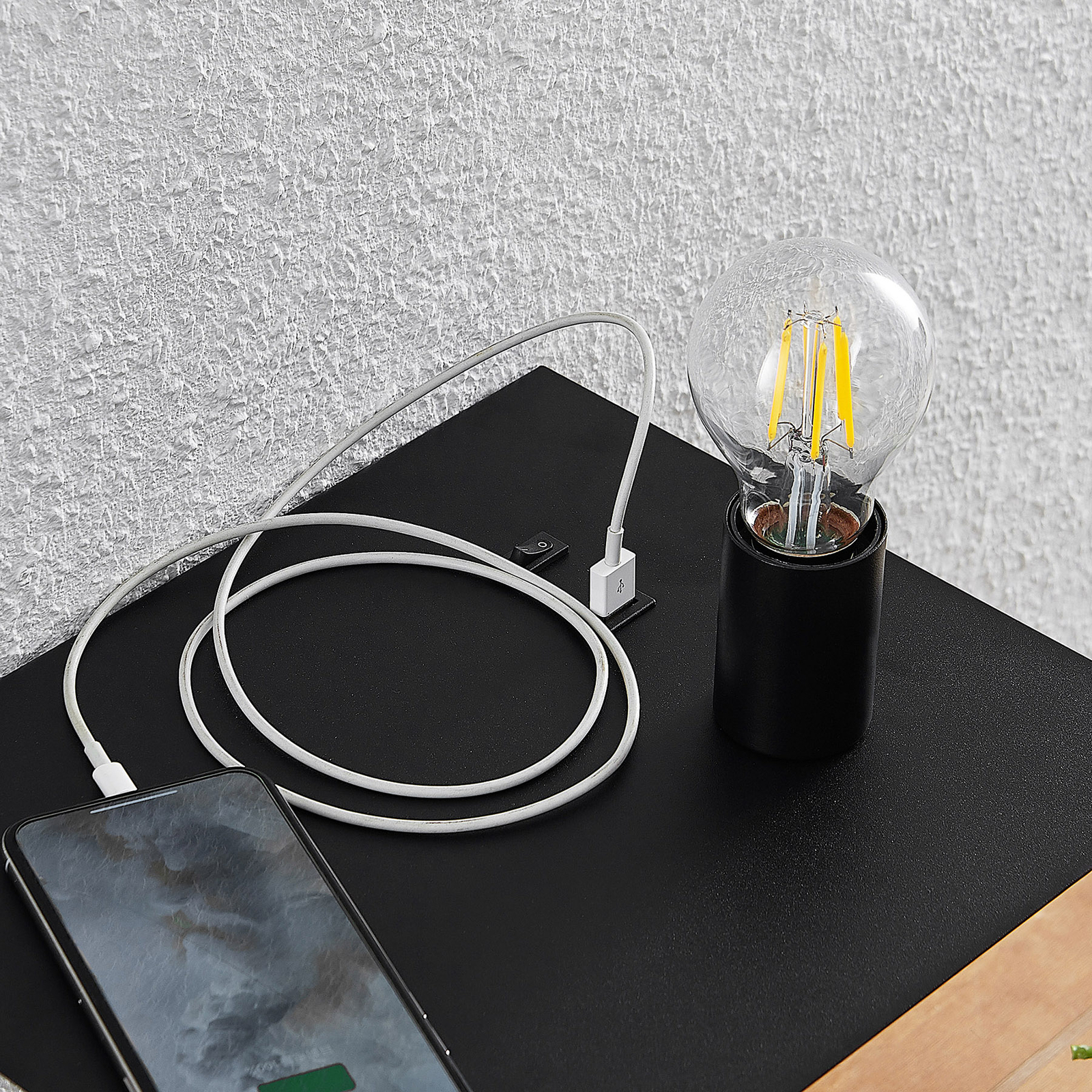 Lucande Malvina -seinälamppu, Taso, USB, Musta - Image 4