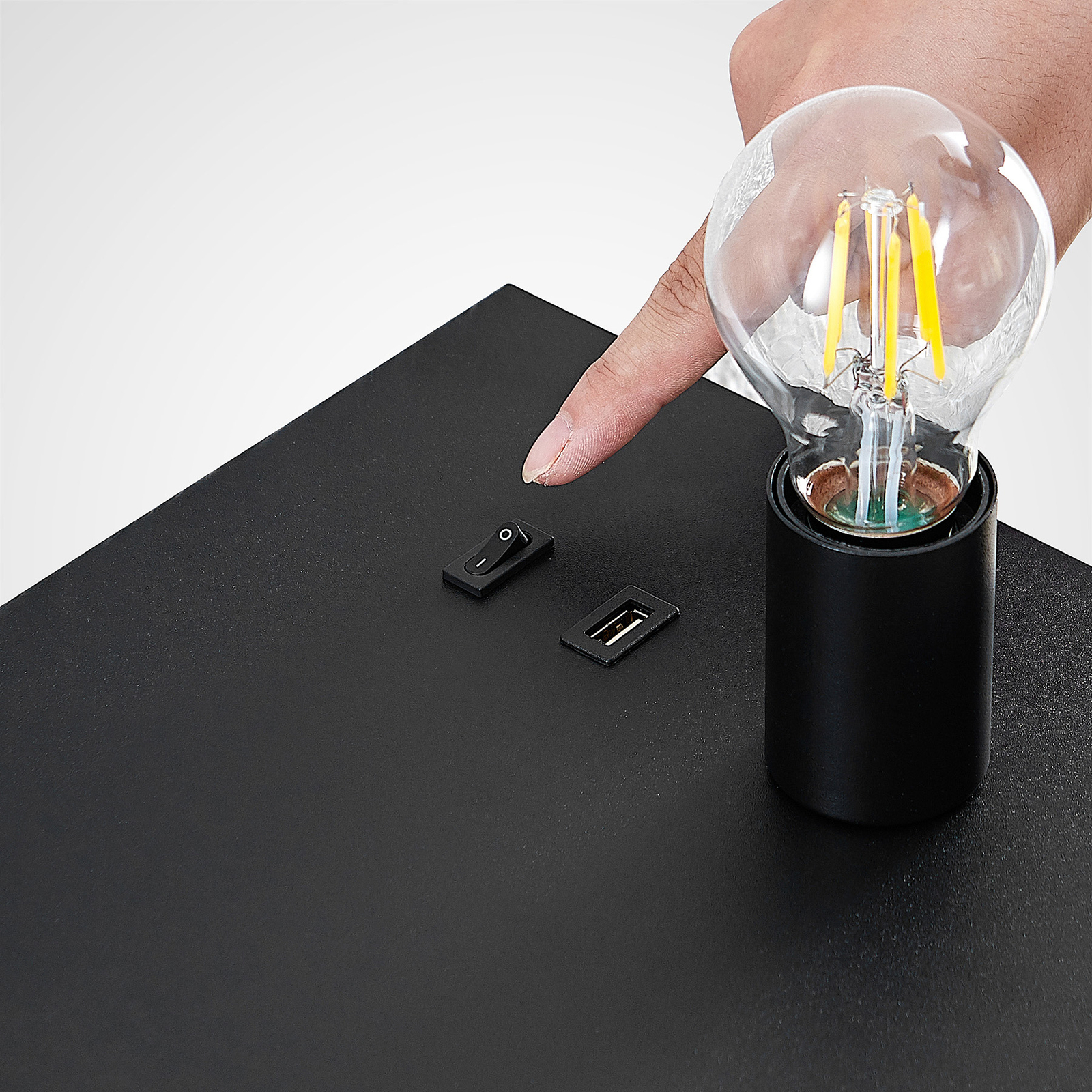 Lucande Malvina -seinälamppu, Taso, USB, Musta - Image 5