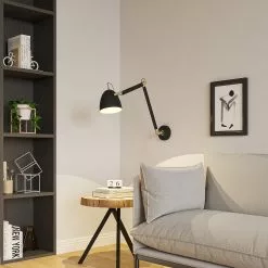 Lucande Nordin -seinävalaisin, Musta/kulta