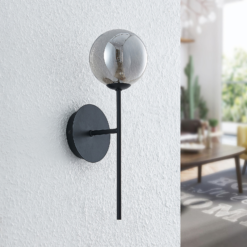 Lucande Wynona -seinävalaisin, 1-lamp., Musta