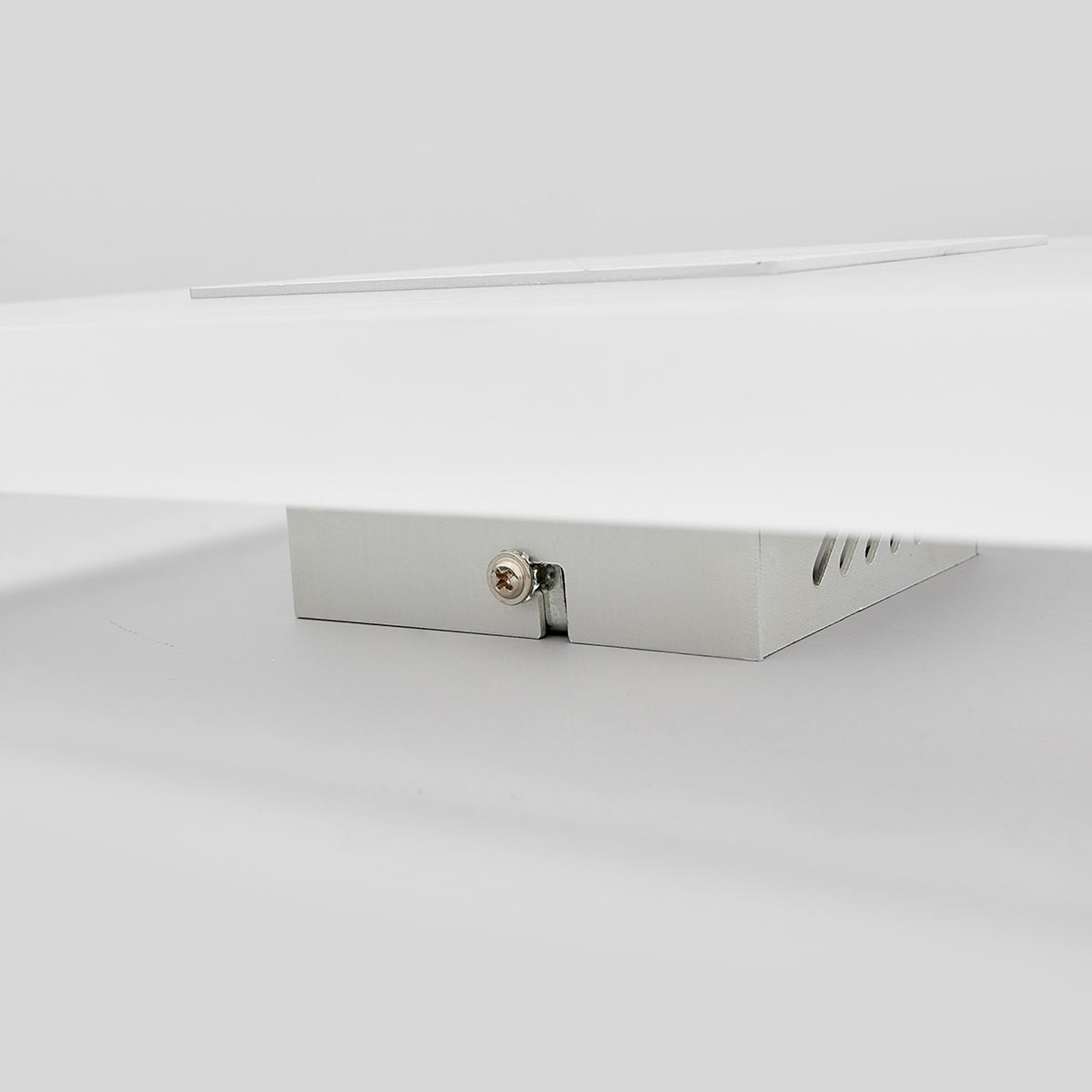 Lucande Nelikulmainen LED-seinävalaisin Berlind - Image 6