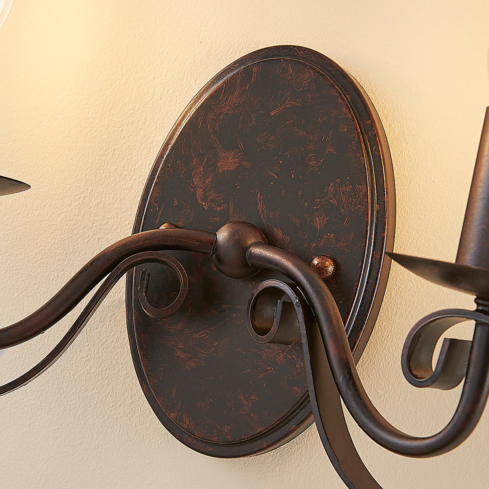 Lucande Ruosteenvärinen Seinävalaisin Caleb, 2-lamppuinen - Image 6